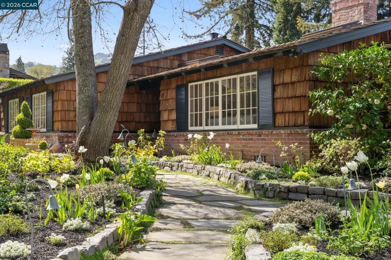 117 Leona Ct, Alamo, CA 94507