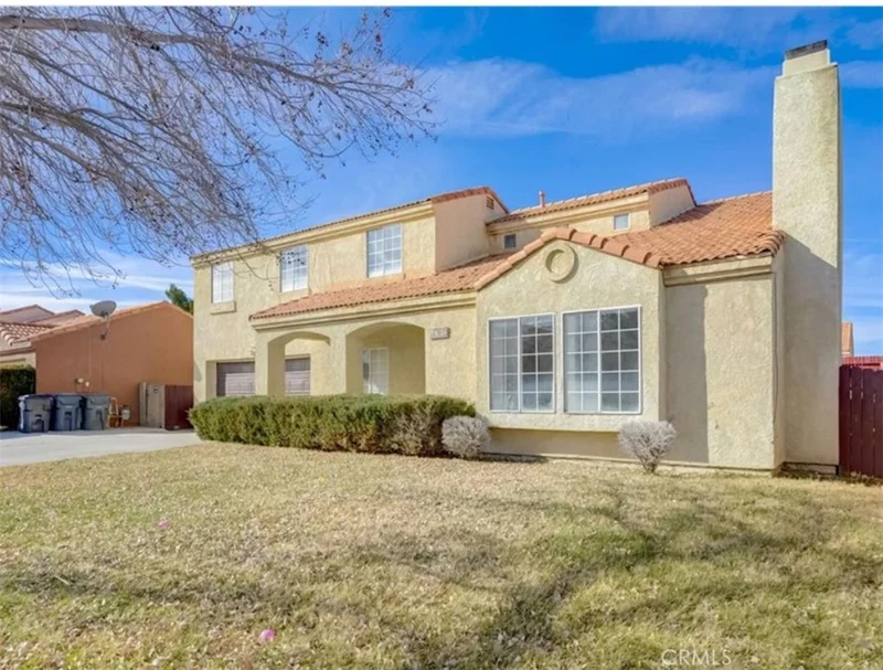 38063 Wesley Court photo 2