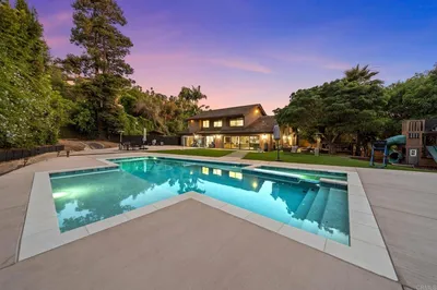 20 Lake Helix Drive photo 2