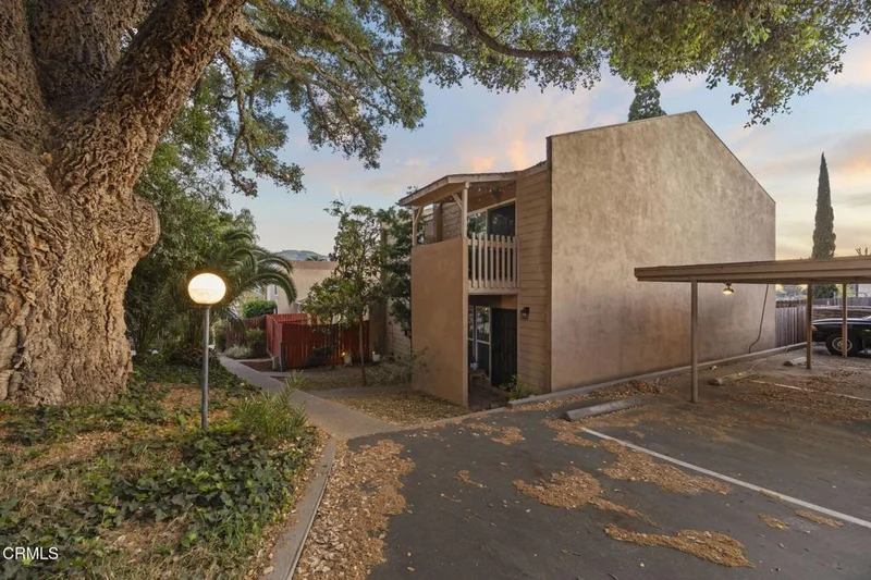426 N Palm Avenue, Santa Paula, CA 93060