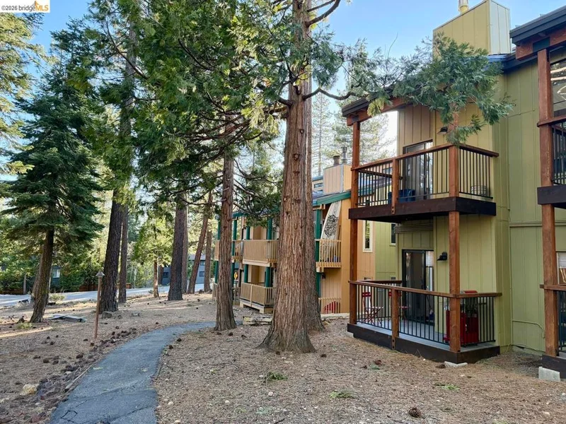 1300 Regency WAY # 70 photo 2