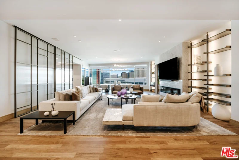 1 W Century Drive 18C, Los Angeles, CA 90067