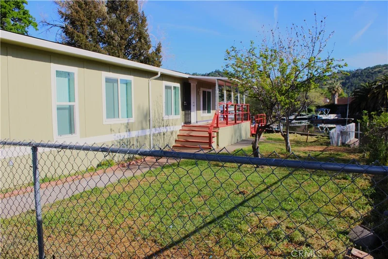 Photo 2 of 12980 Island Dr