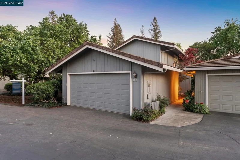 87 Rolling Green Circle, Pleasant Hill, CA 94523