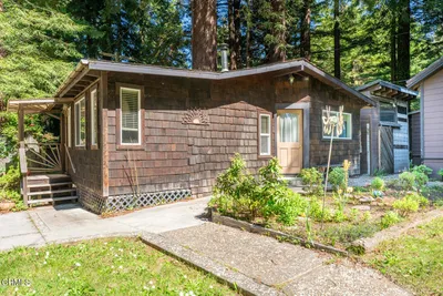 32200 California 20 photo 2