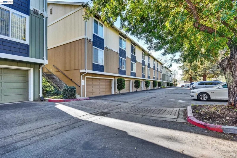 2547 Easton Ln, San Jose, CA 95133