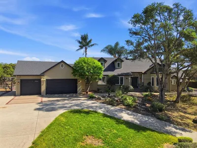 380 Mockingbird Ridge Road photo 2