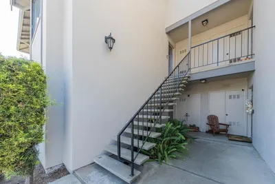 1052 Padre Drive 3 photo 2