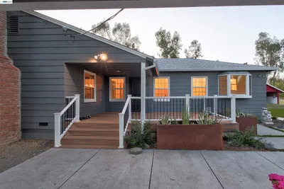 35600 Lasiandra Ln photo 2