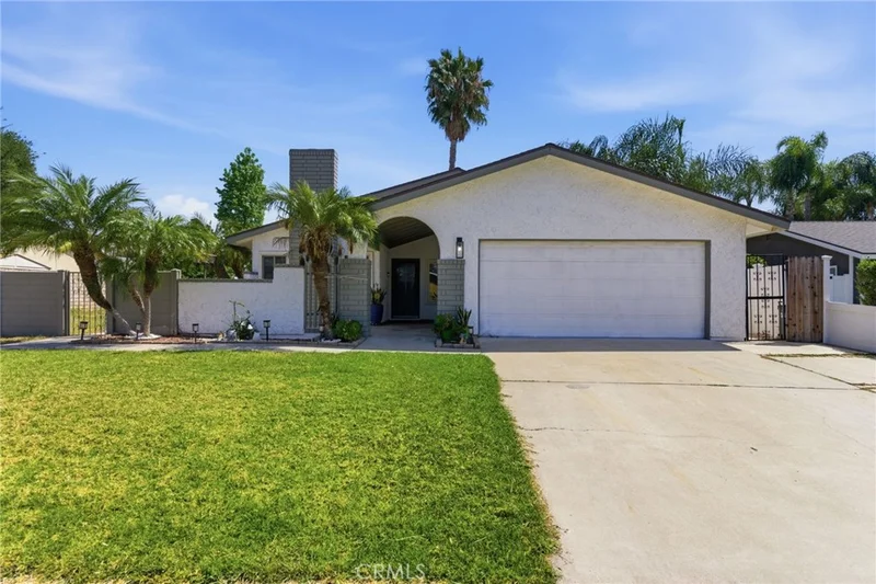 1019 Meadowview Court photo 2