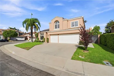 6853 Pandino Court photo 2