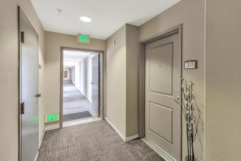 912 Campisi Way 311 photo 2