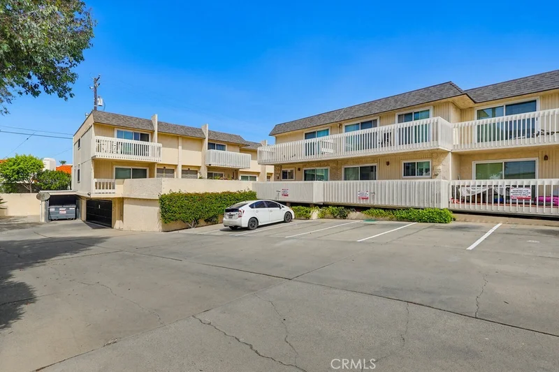 Photo 2 of 1200 Opal Street 13