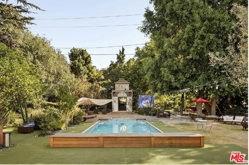 6310 Tompkins Way photo 2