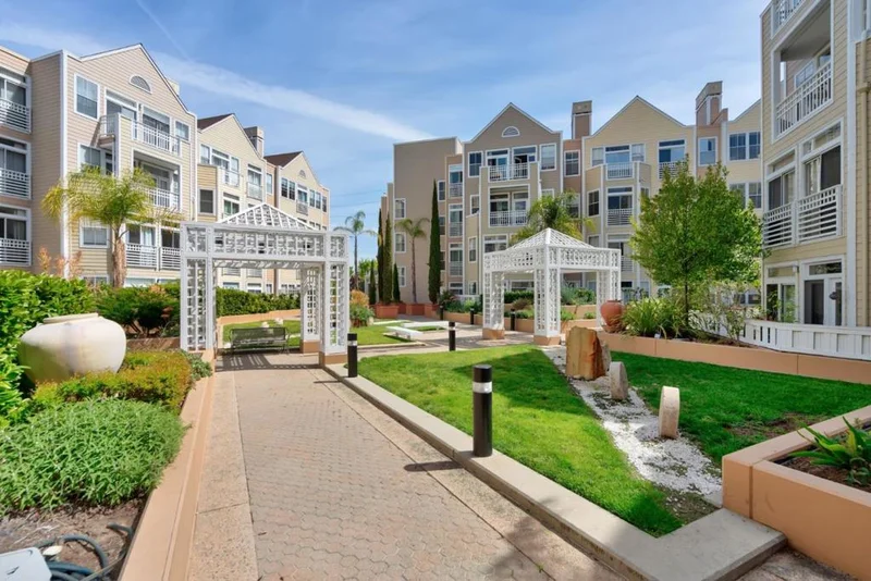 550 Ortega, Mountain View, CA 94040