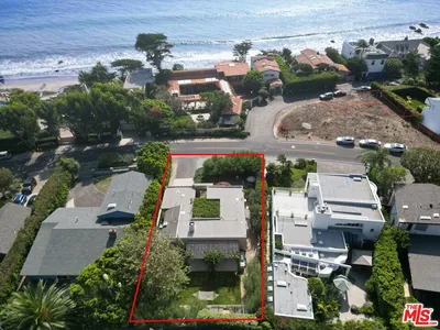 31777 Broad Beach Road photo 2