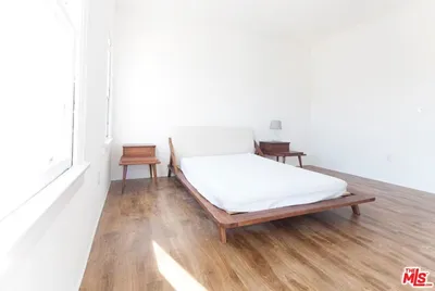 132 S Mountain View Avenue 132.5 photo 2