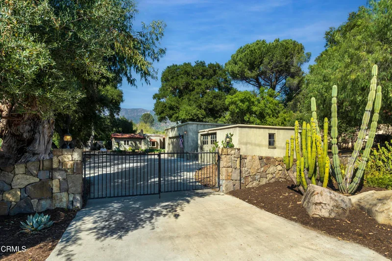 3741 Grand Avenue photo 2