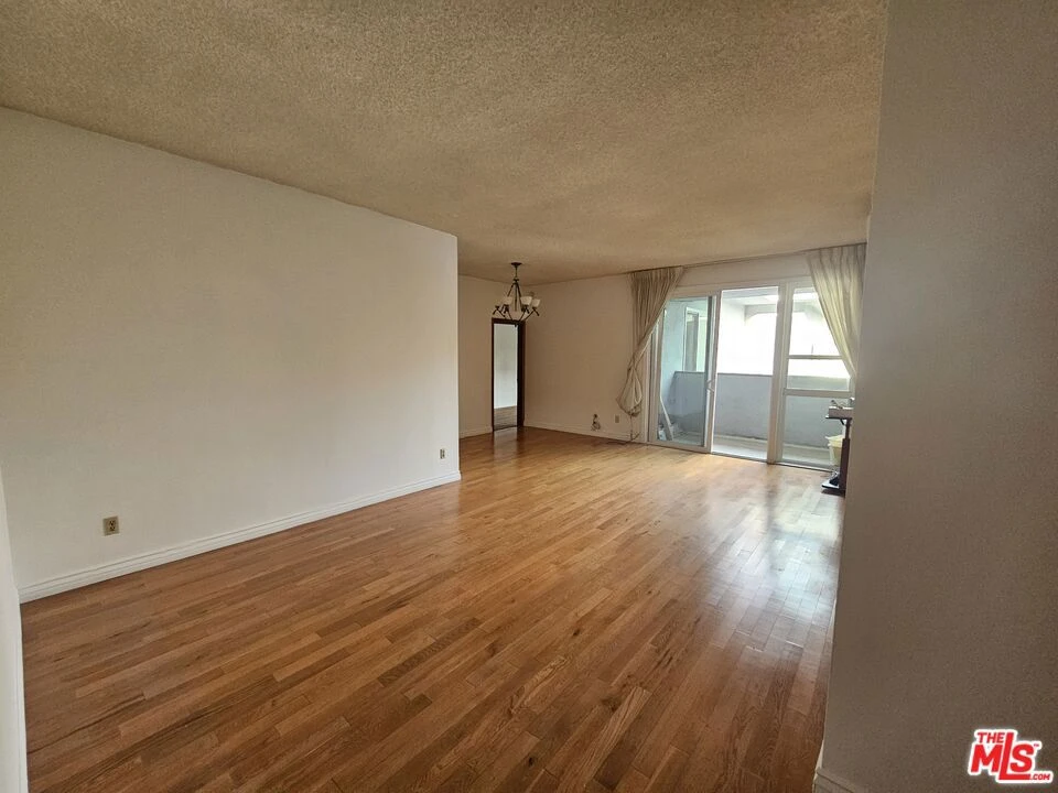 Interior 1