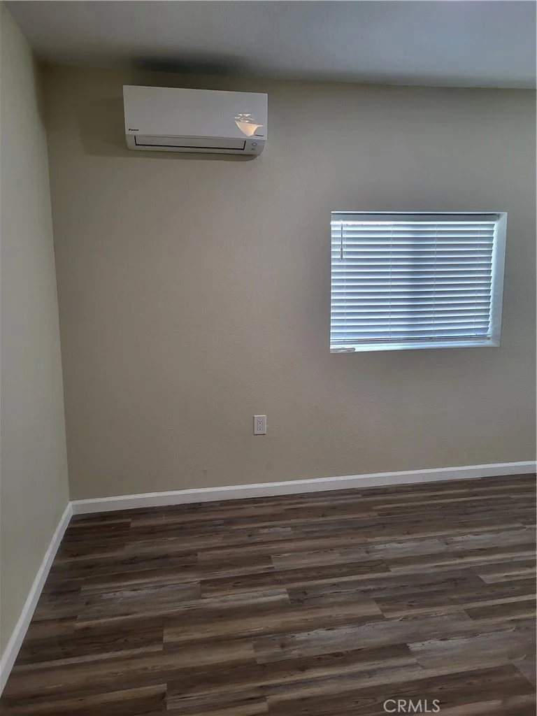 Photo 2 of 1117 W Evans Street
