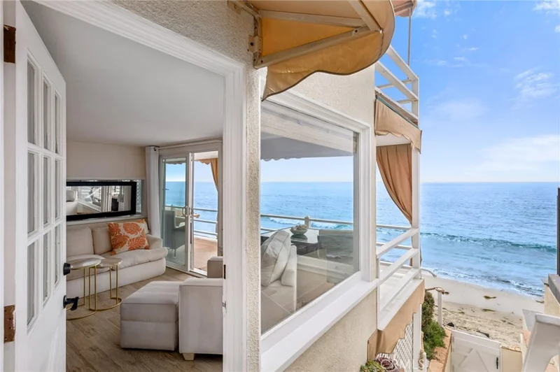 Photo 2 of 1139 Gaviota Drive