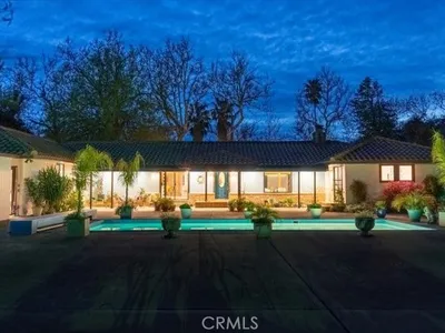 195 Howell Avenue photo 2
