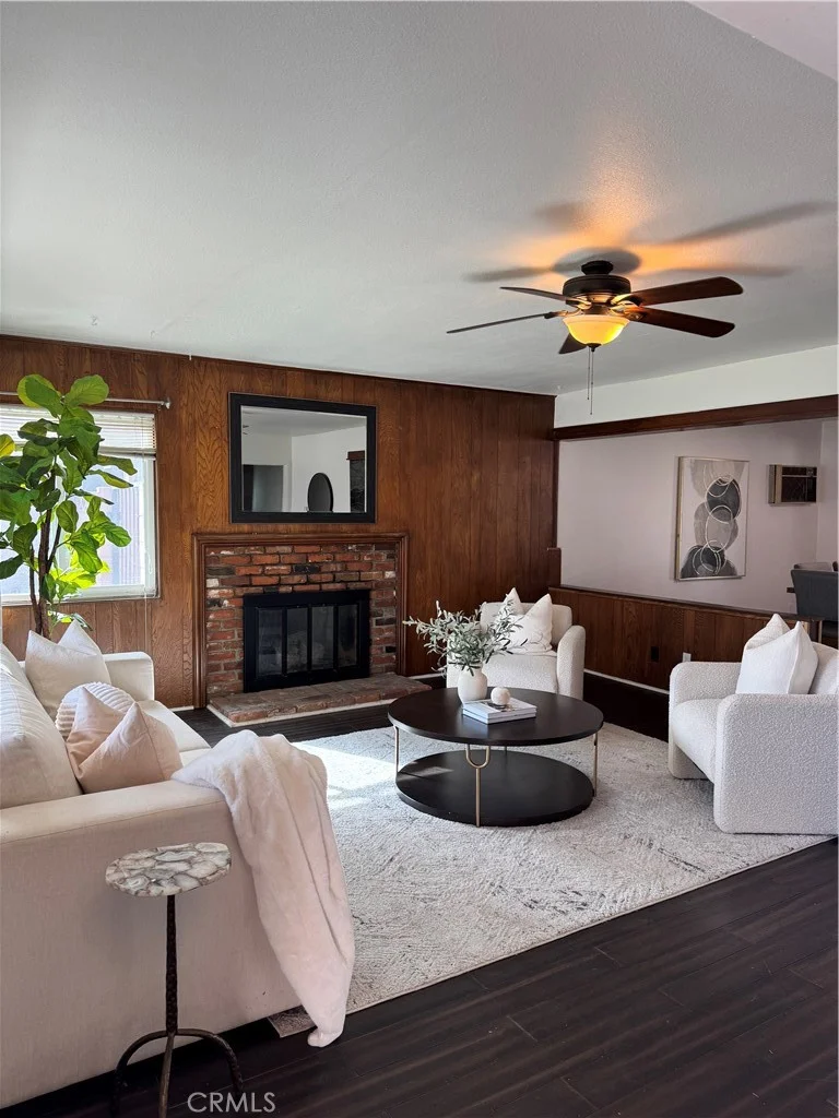4303 W 5th, Santa Ana, CA 92703