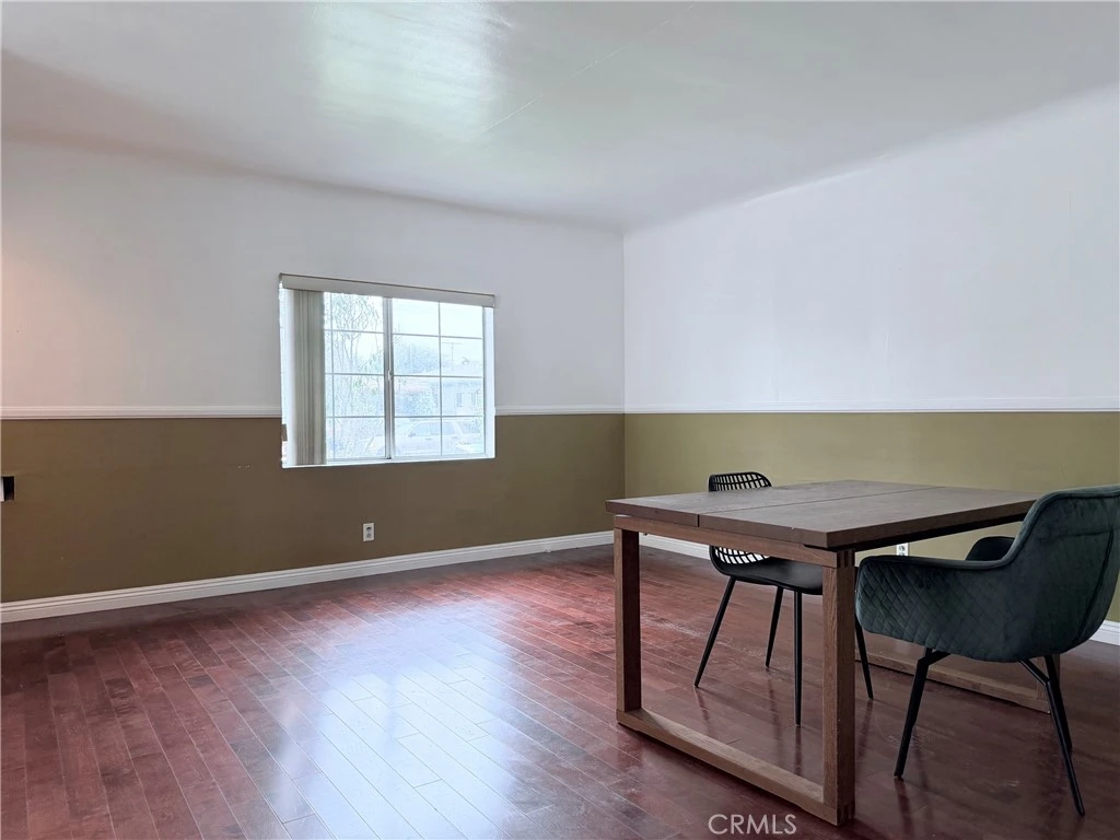 Interior 2