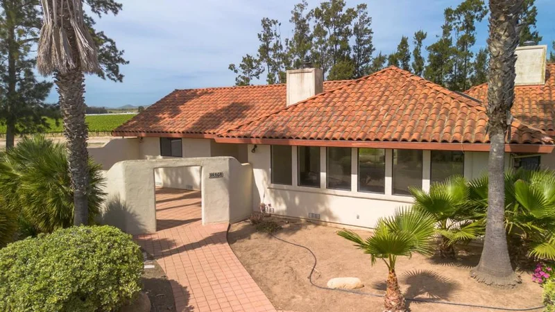 Photo 2 of 31021 Camphora Road