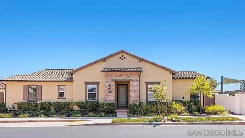 7875 Lusardi Creek, San Diego, CA 92127