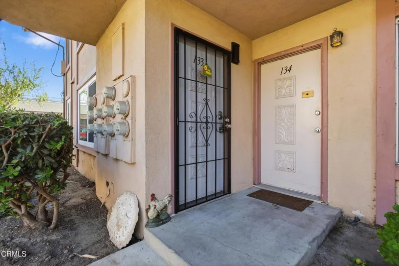 1920 N H Street 133 photo 2