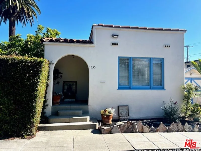1335 Chelsea Avenue photo 2