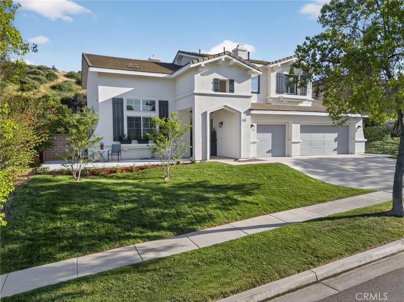 1702 Tamarron