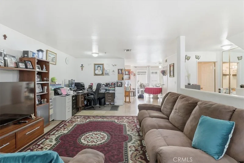 Photo 2 of 9146 Tobias Avenue 4