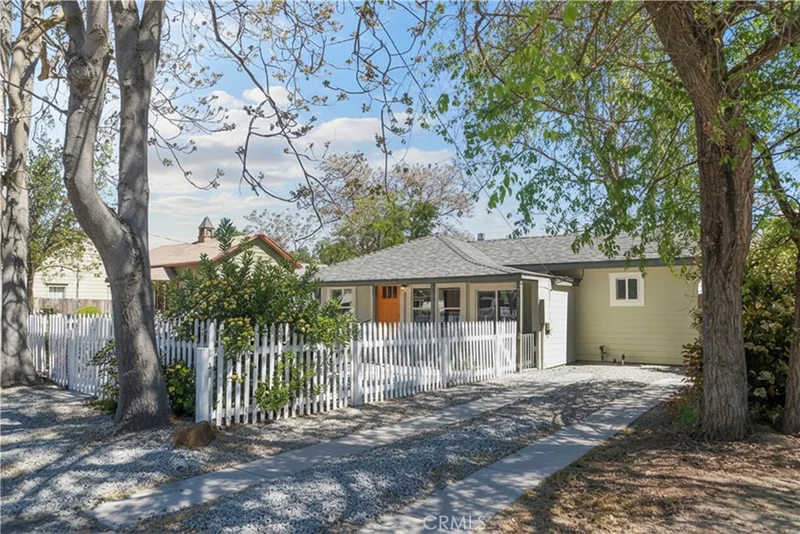 1712 Pine Street photo 2