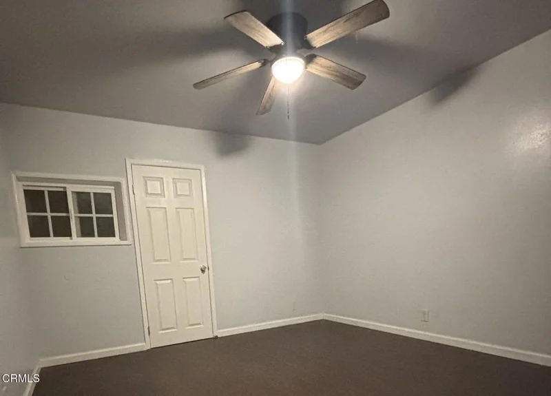 12 S Wendy Drive photo 2