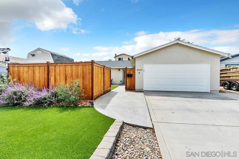 8969 New Seabury Drive, Santee, CA 92071