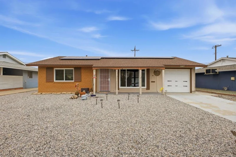 Photo 2 of 28546 Murrieta