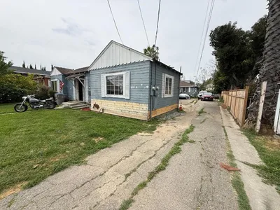 581 Illinois Avenue photo 2