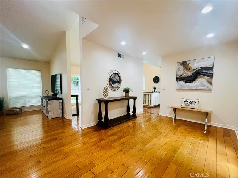 5309 Lockhurst Drive photo 2