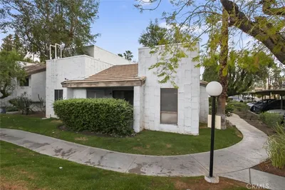 5265 E Waverly Drive 80 photo 2