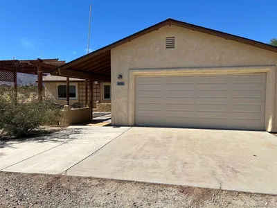 2960 Frying Pan Rd photo 2