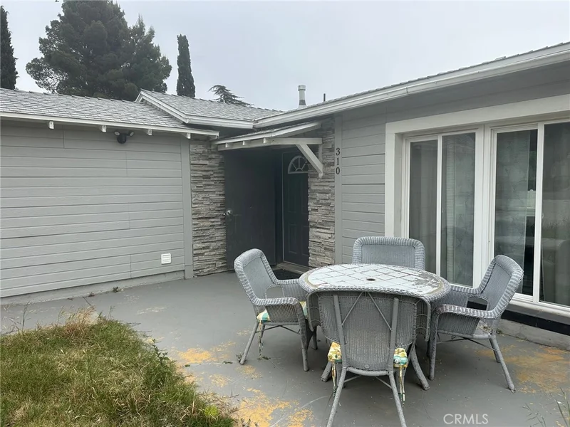 Photo 2 of 310 Santa Rita Place