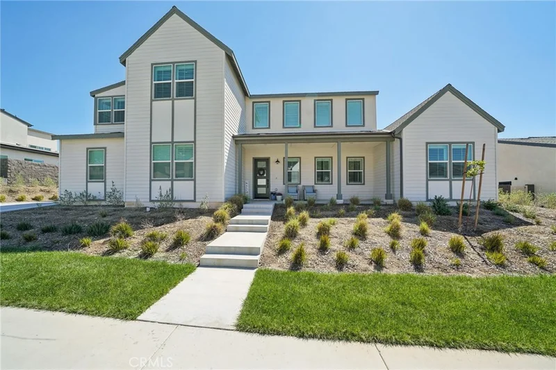 Photo 2 of 15825 Butterfly Drive