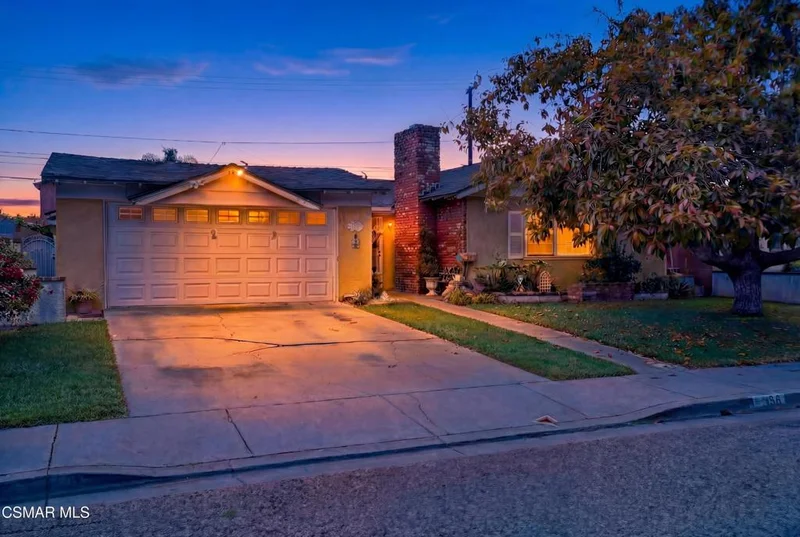 558 E Hemlock Street, Oxnard, CA 93033