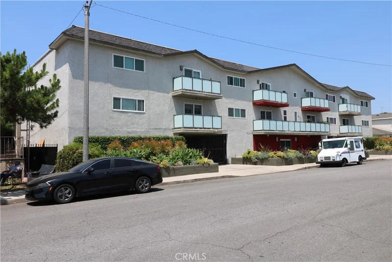 525 S Shelton 102 photo 2