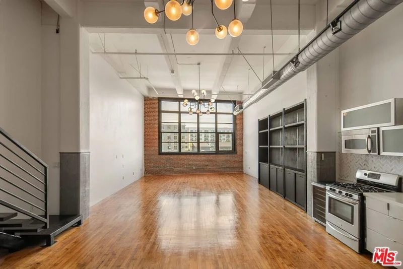 Photo 2 of 1850 Industrial Street 305