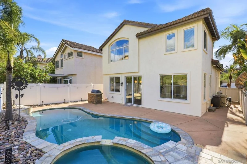11391 Legacy Canyon Pl., San Diego, CA 92131