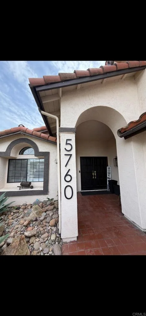 5760 Casa Grande Way photo 2