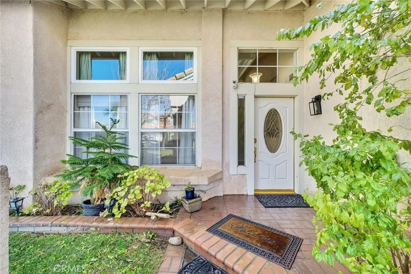 7437 Red Clover Way photo 2